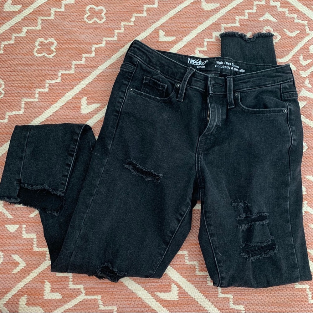 Black Distressed High Rise Jeans Women’s